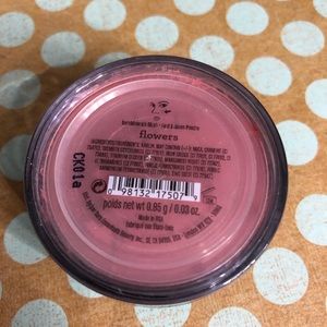 bareMinerals Makeup - New BareMinerals Blush - Flowers bareMinerals Makeup - New BareMinerals Blush - Flowers
